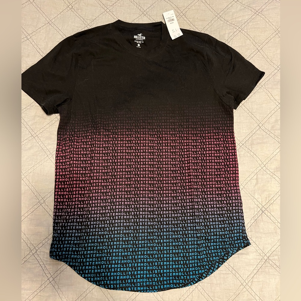 Hollister printed curved t-shirt